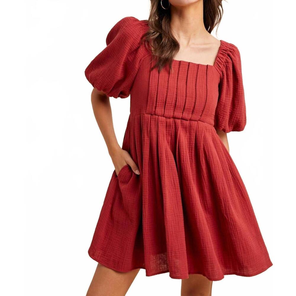 NEW IN-LOOM sweetheart puff sleeves mini dress in cranberry
